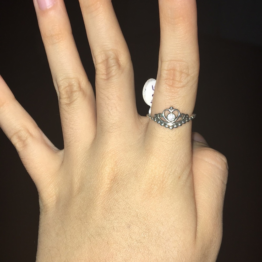 Crown ring 🌸